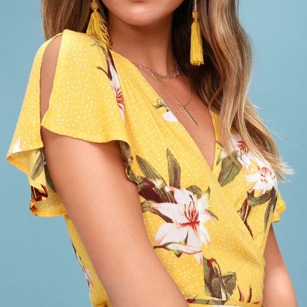 NWT Lulu’s Heart of Marigold Wrap Maxi Dress